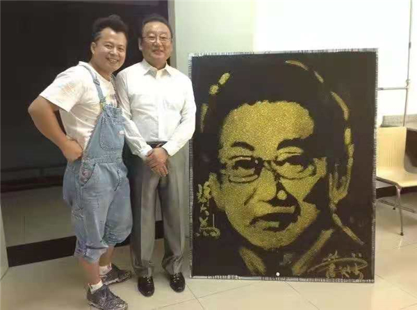 不折腾，不艺术 - 黄凤荣的演画之路