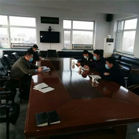 吉林梨树县委常委、组织部长何滨深入小城子镇 调研指导疫情防控和当前农村重点工作