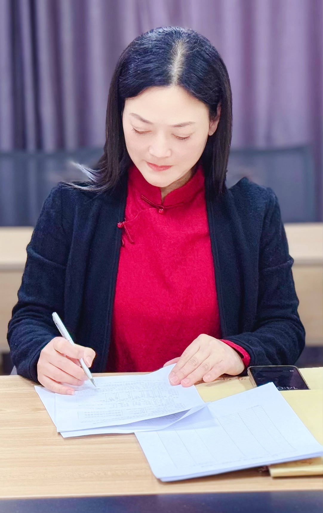 知名作家寒笑受聘为《新华访谈网》签约作家