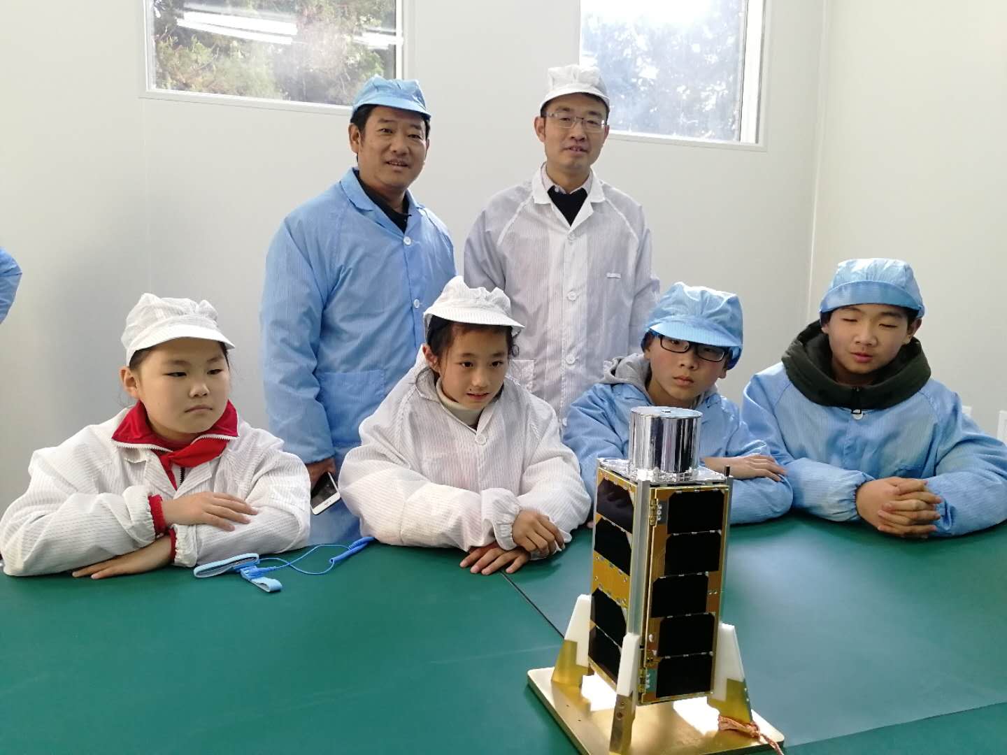 “淮安号”恩来星交接仪式在南京理工大学举行