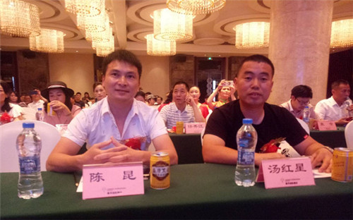 汤红星导演受邀出席《不一样的九零后》电影项目说明会