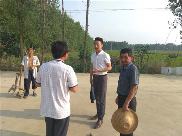 响应团市委号召，90后创业者做起驻村书记