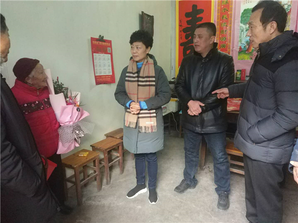 环城社区春节期间开展安全生产、慰问走访、环境卫生打扫等活动