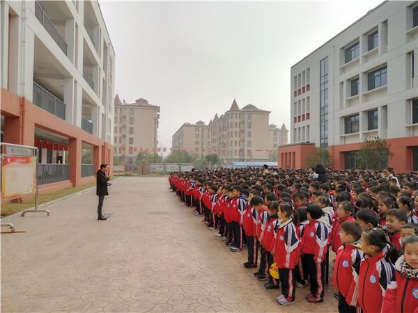 周恩来红军小学教育集团关天培小学： “与文明同行，做美德少年”主题教育活动开启