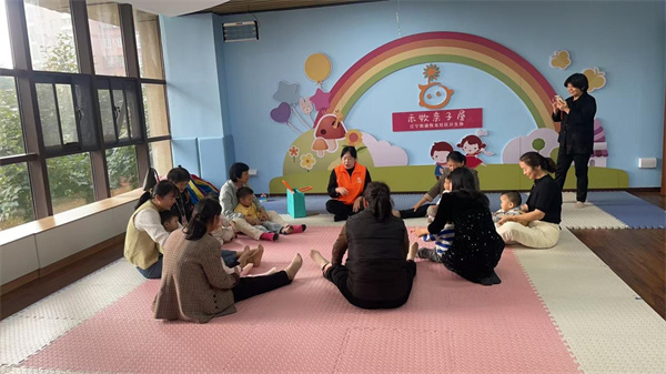 牧龙社区：幼儿亲子活动 共同爱护牙齿