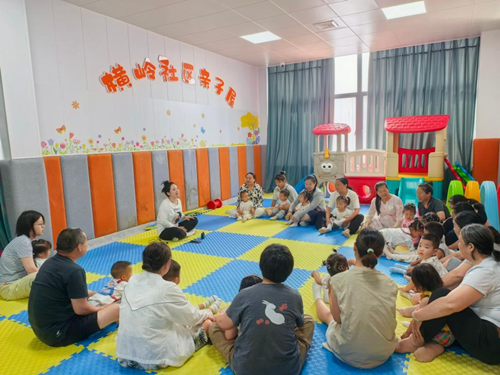 横岭社区:童心暖父 邻里传情